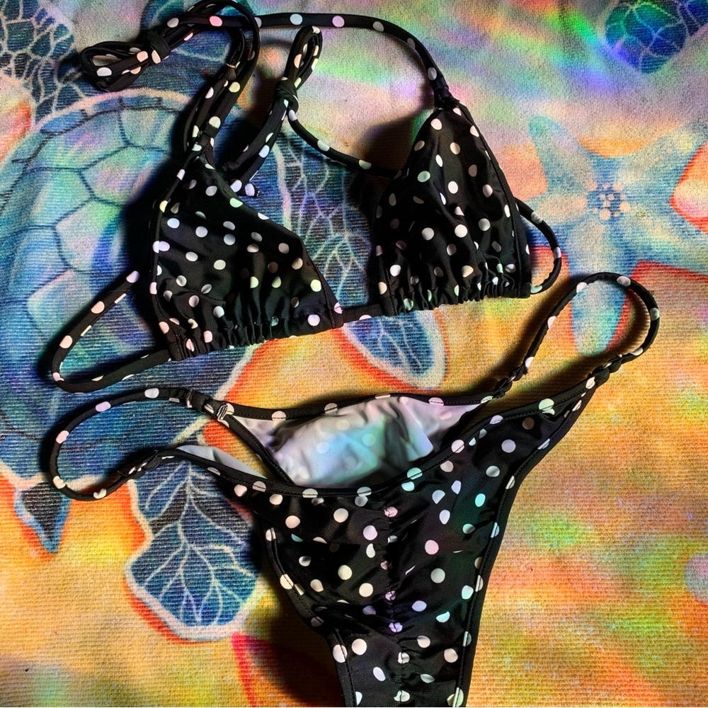 Micro tanning bikini